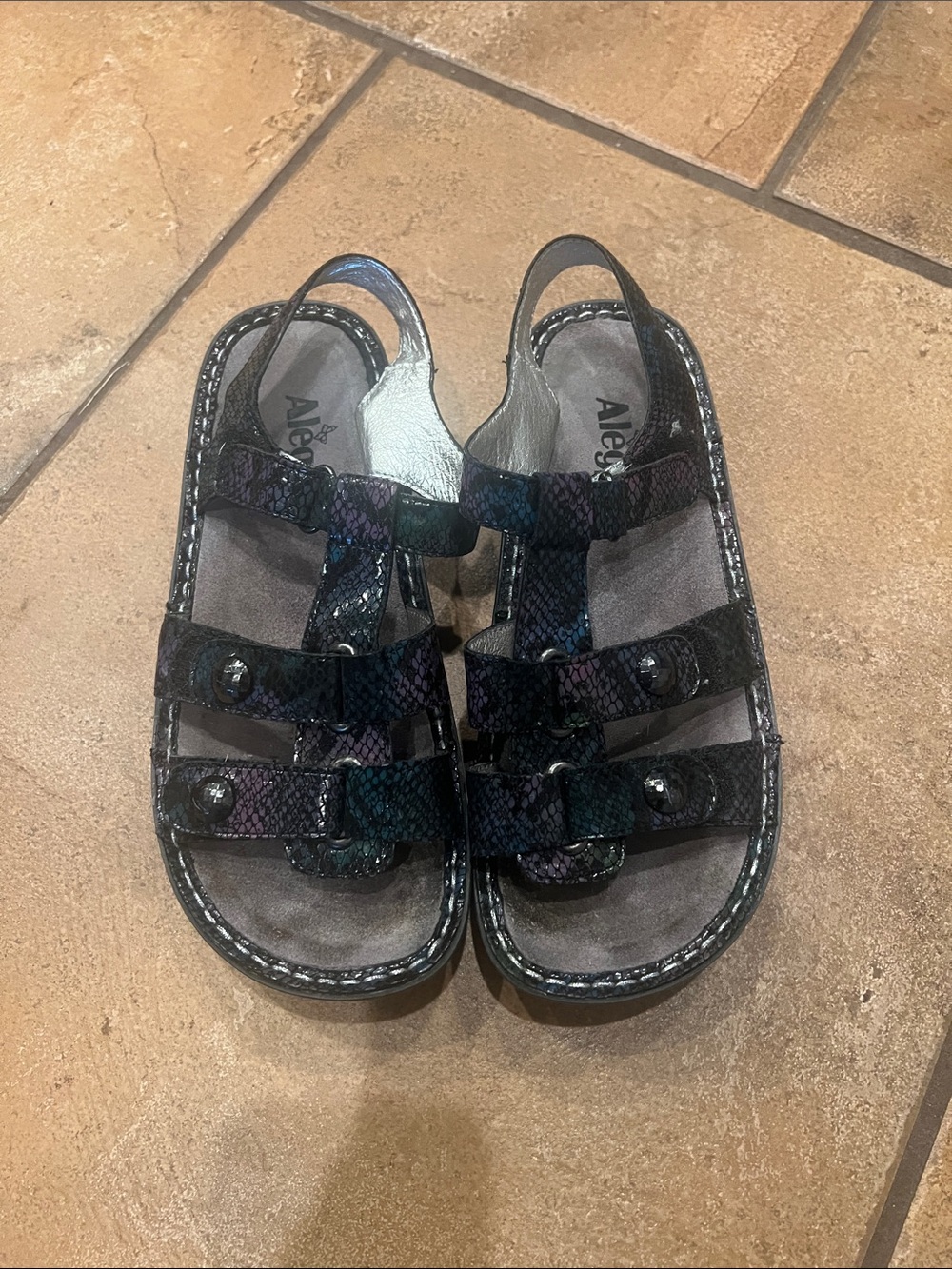 ALEGRIA LEATHER SANDALS